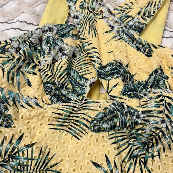 NEW BBDakota Yellow Floral Midi Dress - Picture 7 of 11